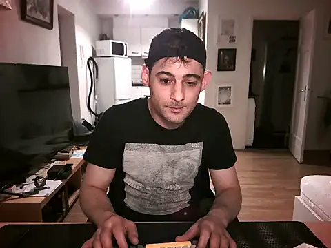 mihaimichaeln Live XXX chat