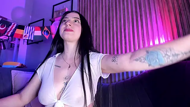 JuliethCruz_ Chat XXX in diretta