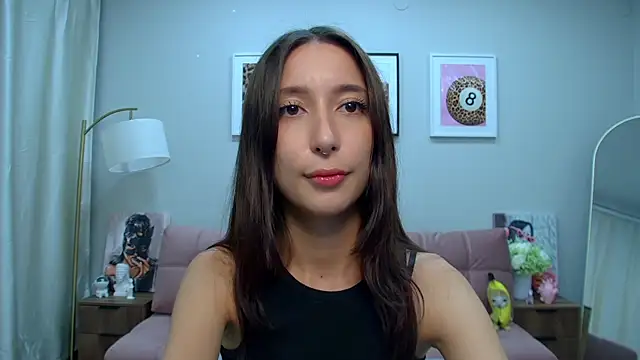 DanaRoges Adlı Modelin Canlı XXX Sohbeti