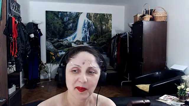 Imperatriza's Live XXX Chat