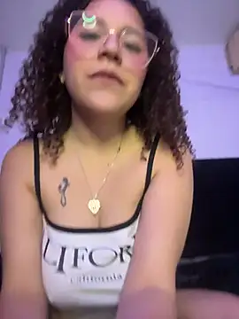 Chat +18 de Lolavenezia ao vivo
