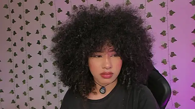 Liaaa_1's Live XXX Chat