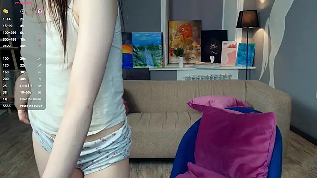 AlfredaSuttle Adlı Modelin Canlı XXX Sohbeti