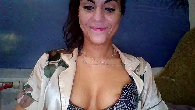 AliceTailor live XXX chat