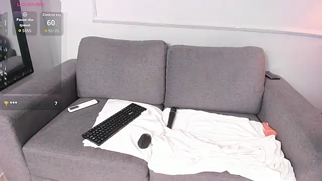 Sirenyrouss' Live XXX Chat