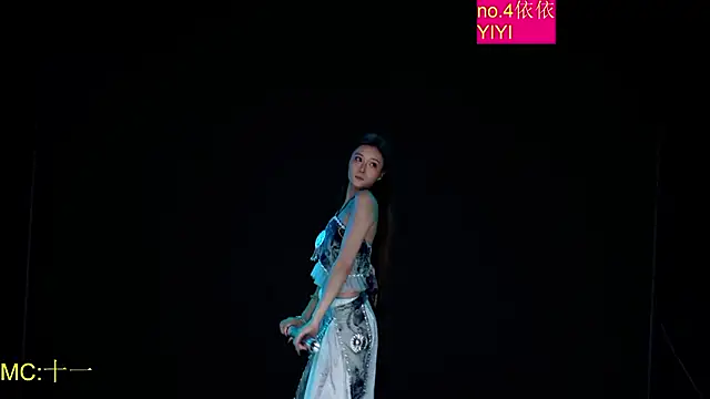 Red-666 即時 XXX 聊天