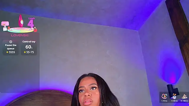 loana_vegas 即時 XXX 聊天