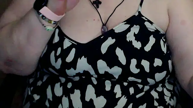 Chat +18 de mayasmith ao vivo