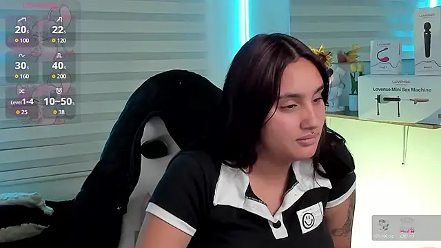 Caroline_rodriguez9 élő XXX-chatje