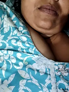 Hot_indian_Milf: онлайн-секс-чат