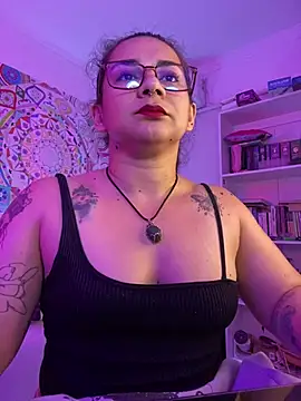 Chat XXX en directo de Amarantha_666