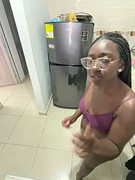 ZahhyFrequency – Live XXX-chat