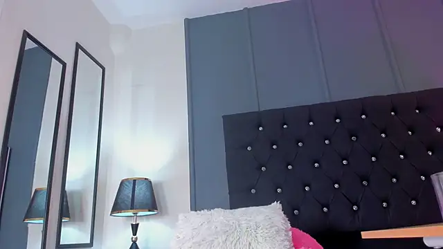 Adela_Rous' Live XXX Chat