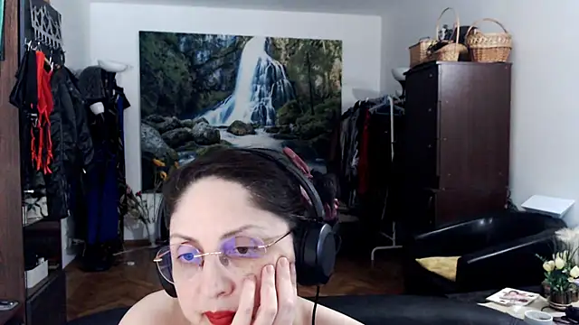 Chat XXX en directo de Imperatriza