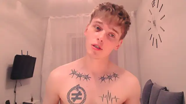 Fredd_Xanders Adlı Modelin Canlı XXX Sohbeti