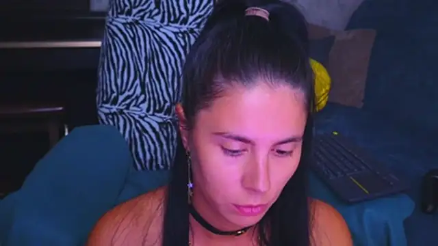Kitty4_Reed Live XXX-chat