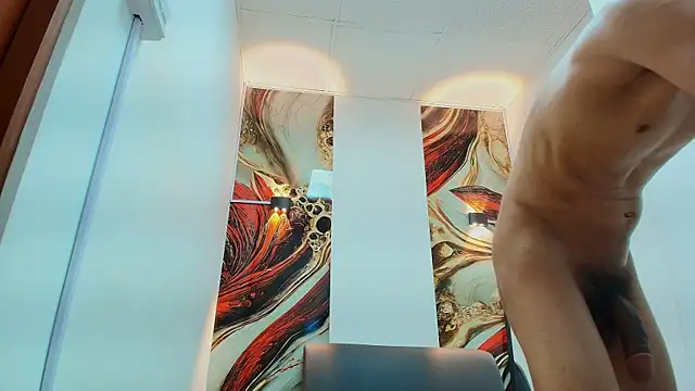 simondwayne Adlı Modelin Canlı XXX Sohbeti