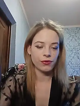 Kate__Loves: онлайн-секс-чат
