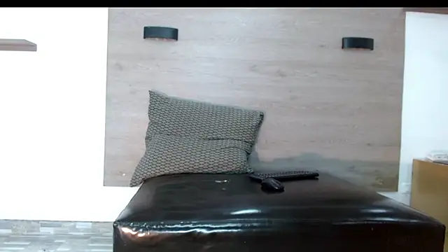 DeboraRaquel – Naživo XXX chat