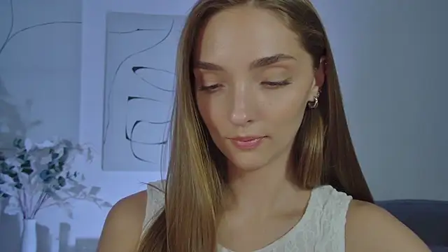 MilaVoss Adlı Modelin Canlı XXX Sohbeti