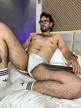 Adrian_SITH Adlı Modelin Canlı XXX Sohbeti
