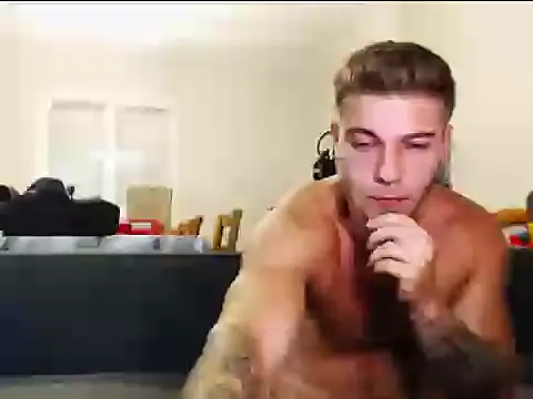 Elkafit28 – Naživo XXX chat