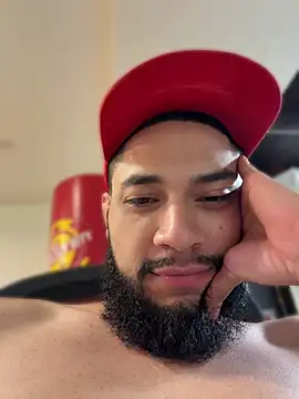 Chatroom XXX en direct de chamelit00
