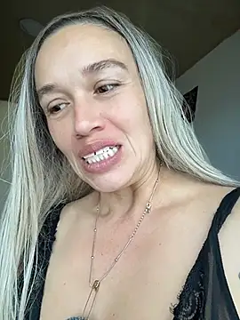 Chat XXX ao vivo de MARILYNKOVANOVA