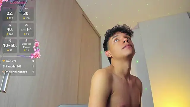 Maxfrost1's Live XXX Chat