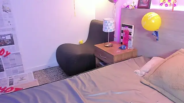 Nina-Mars live XXX chat
