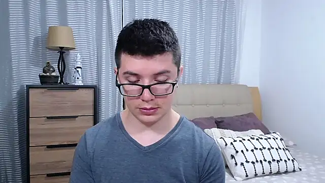 BlackFoXXX69's Live XXX Chat