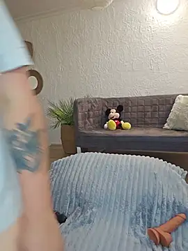 XXX chat uživo modela zarina3003