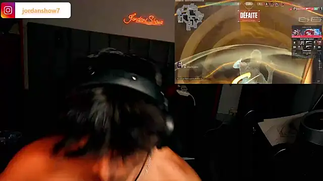 Онлайн чат XXX JordanShow