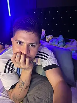 Chat XXX ao vivo de Niicky1_