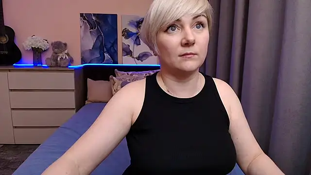Chat XXX en directo de BlondPearl