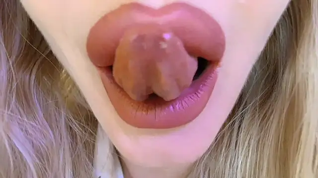 Velvet_kissx's Live XXX Chat