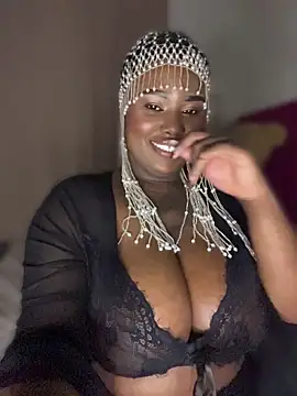 دردشة QUEEN_NOBUHLE_FEMDOM_777 الجنسية المباشرة