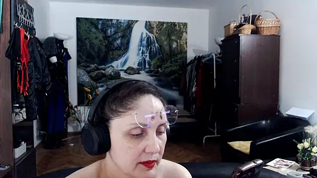Imperatriza – Naživo XXX chat