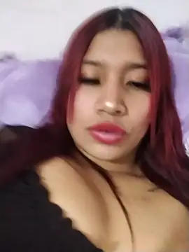 Chat XXX en directo de Cherry_Charlottee