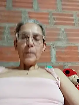 NanitaFun Adlı Modelin Canlı XXX Sohbeti