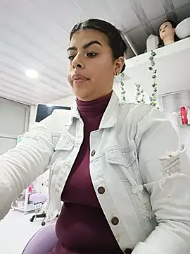 SOFIA-11_ XXX чат на живо