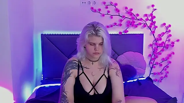 JoannLowen Live XXX chat
