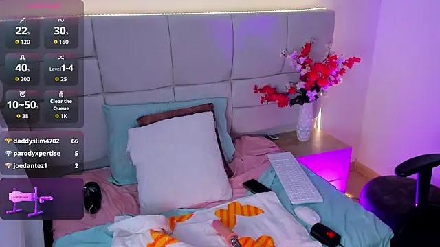 NickyMontero's Live XXX Chat