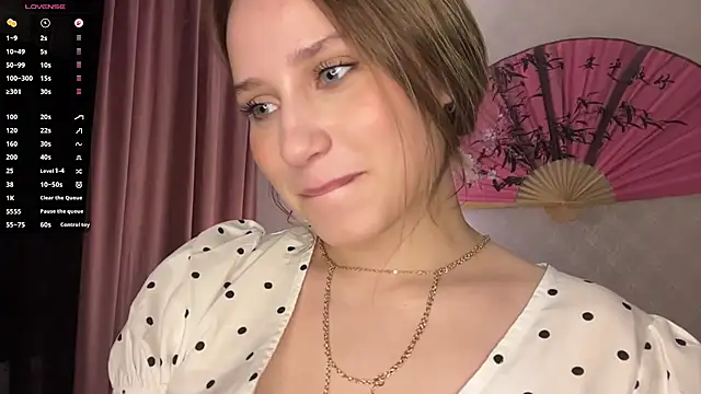 Онлайн чат XXX Bella__Ray