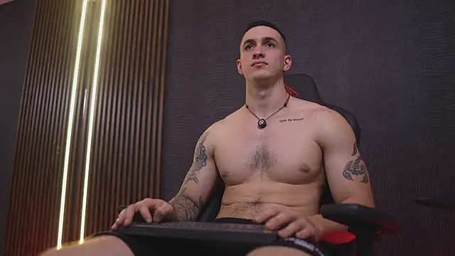 JacksonOlsenn Live XXX Chat