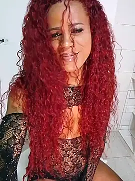 Chat +18 de HonneyVictoria ao vivo