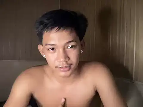 YourcumBoy77 即時 XXX 聊天