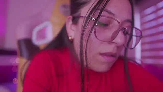 دردشة milly_kenner الجنسية المباشرة