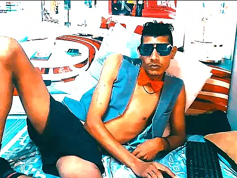 XXX chat uživo modela IndianSavageMale