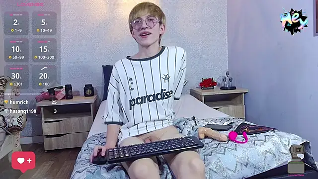 axell_stone_'s Live XXX Chat